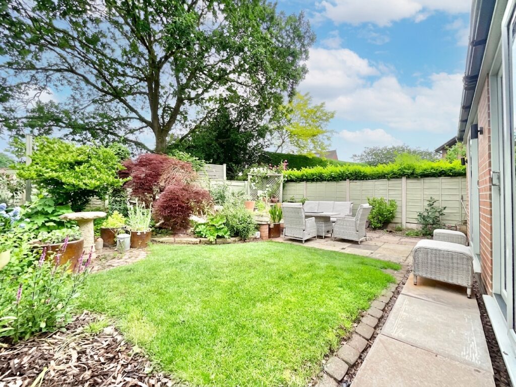Appleton Drive, Whitmore, ST5
