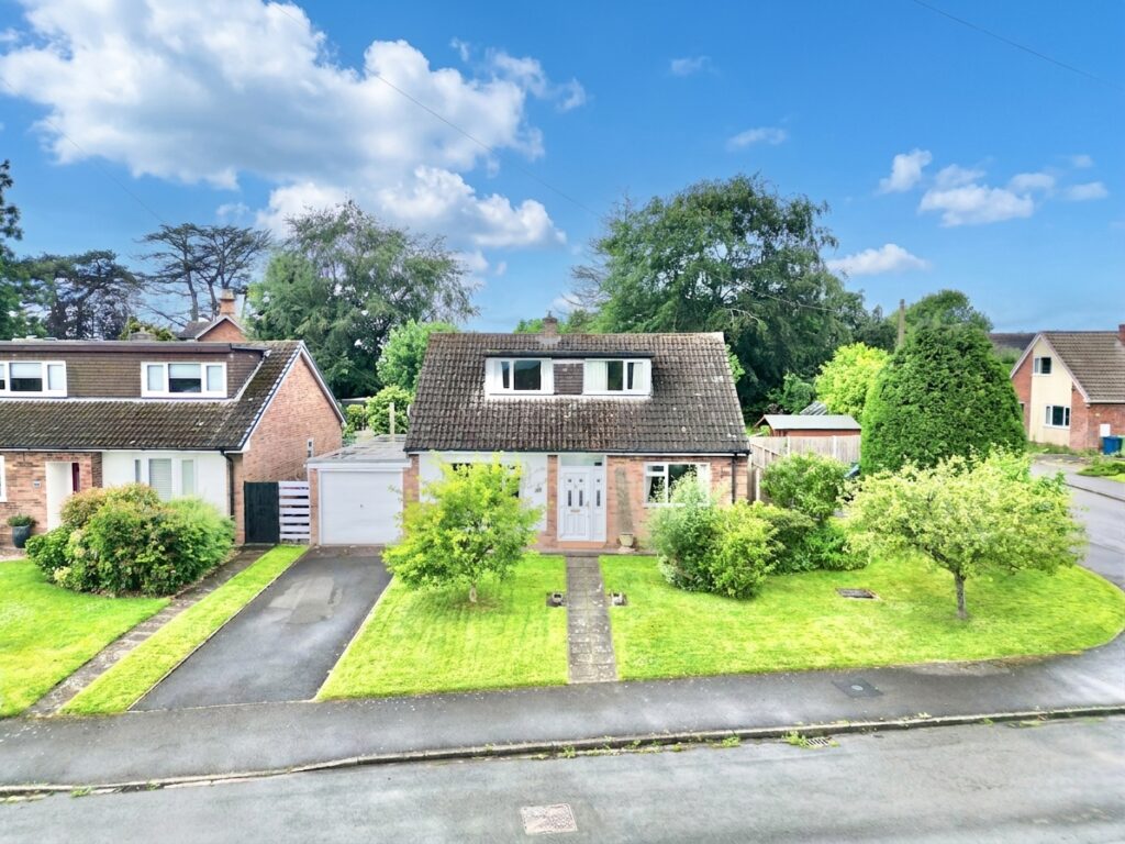 Elm Drive, Bradley, ST18