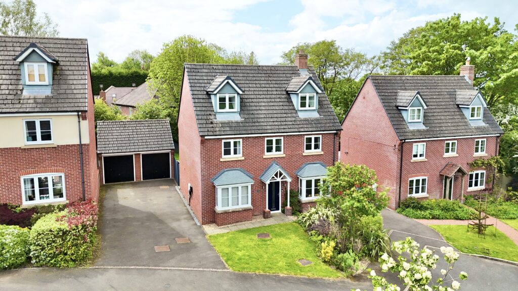 Moat Lane, Woore, CW3
