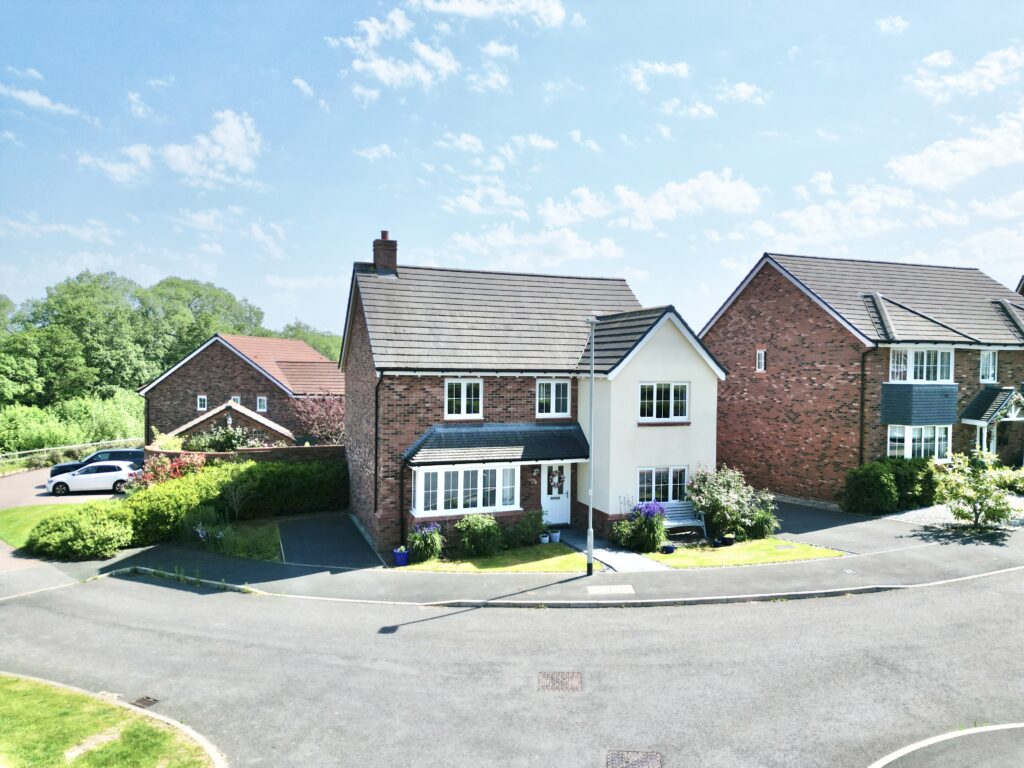 Wheelwright Drive, Eccleshall, ST21
