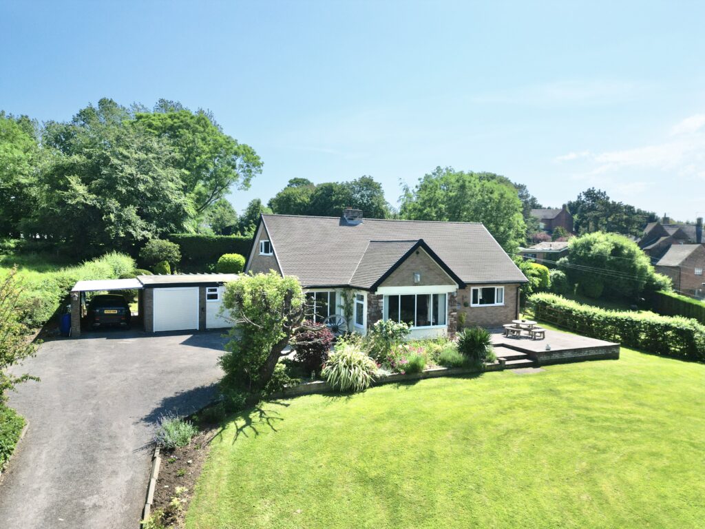 Whitgreave Lane, Whitgreave, ST18