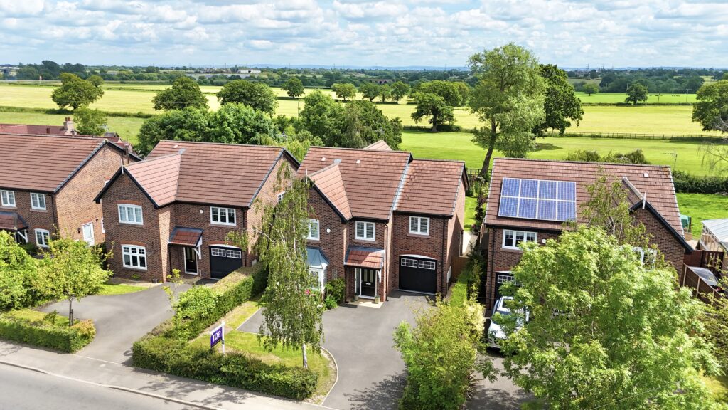 Main Road, Worleston, CW5