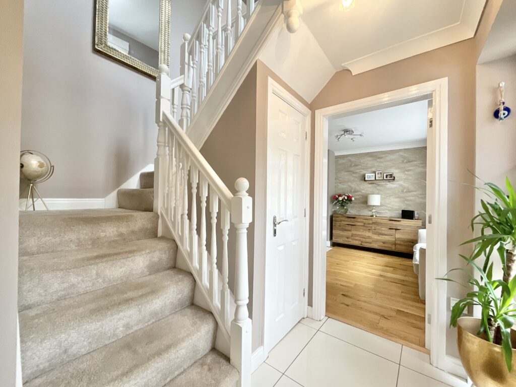 Broomhall Drive, Shavington, CW2