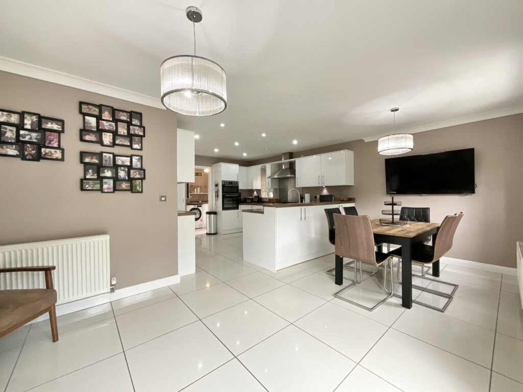 Broomhall Drive, Shavington, CW2