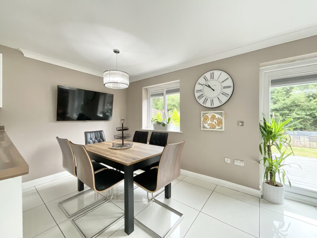 Broomhall Drive, Shavington, CW2