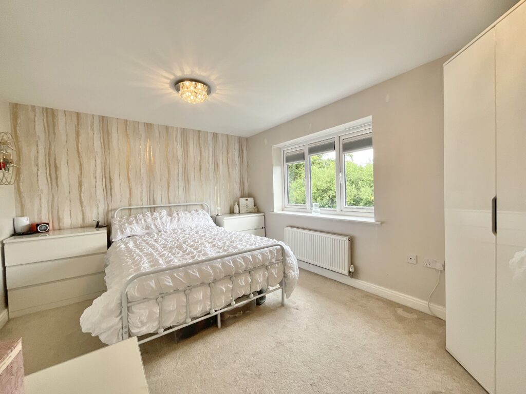 Broomhall Drive, Shavington, CW2
