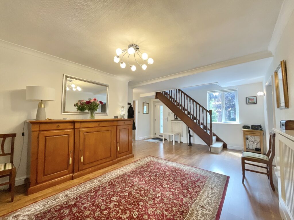Crewe Road, Nantwich, CW5