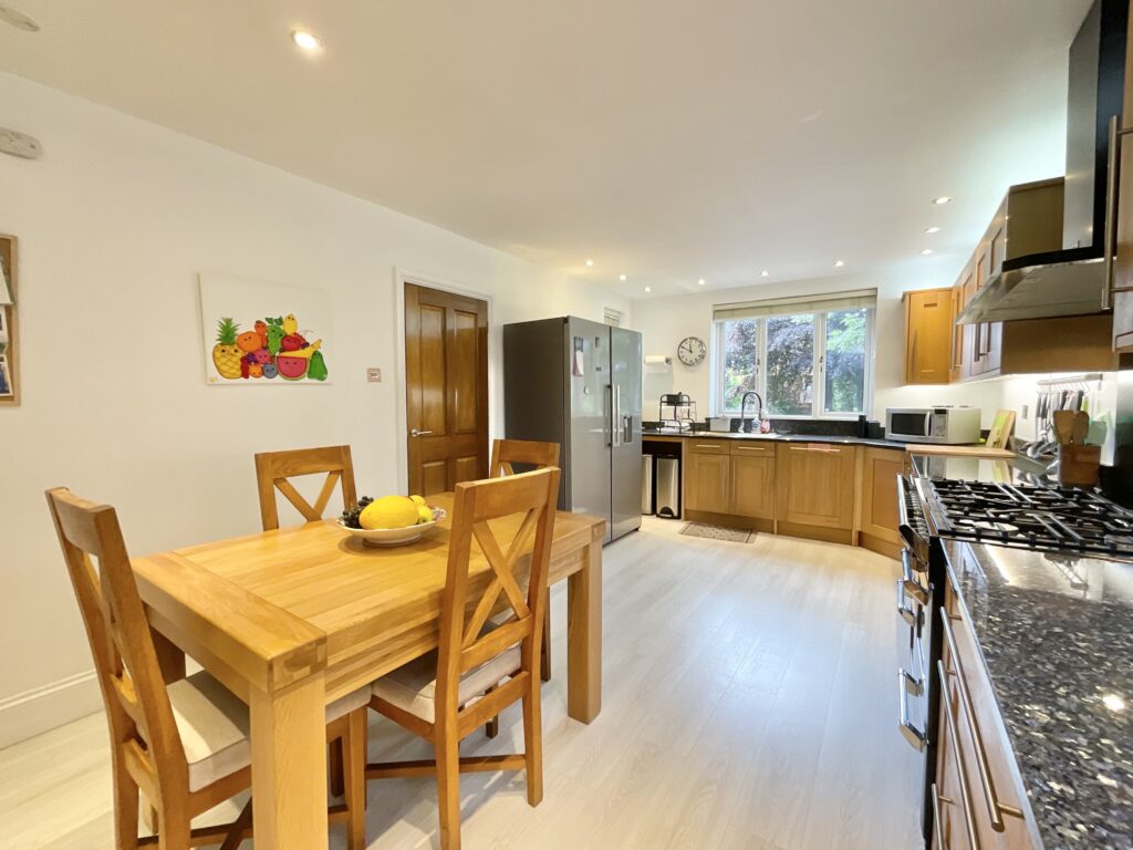 Crewe Road, Nantwich, CW5