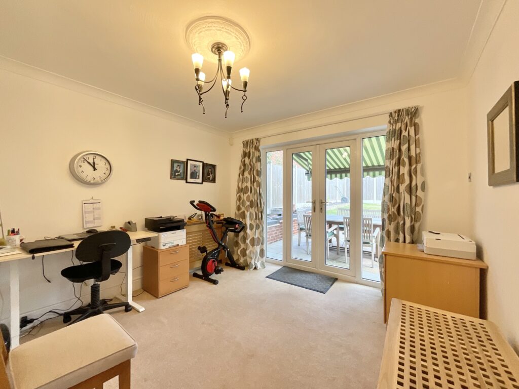 Crewe Road, Nantwich, CW5