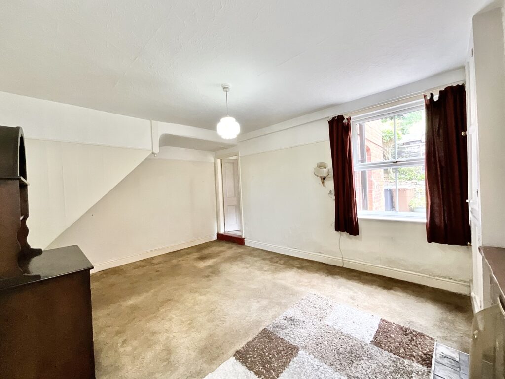 Foxt Road, Foxt, ST10