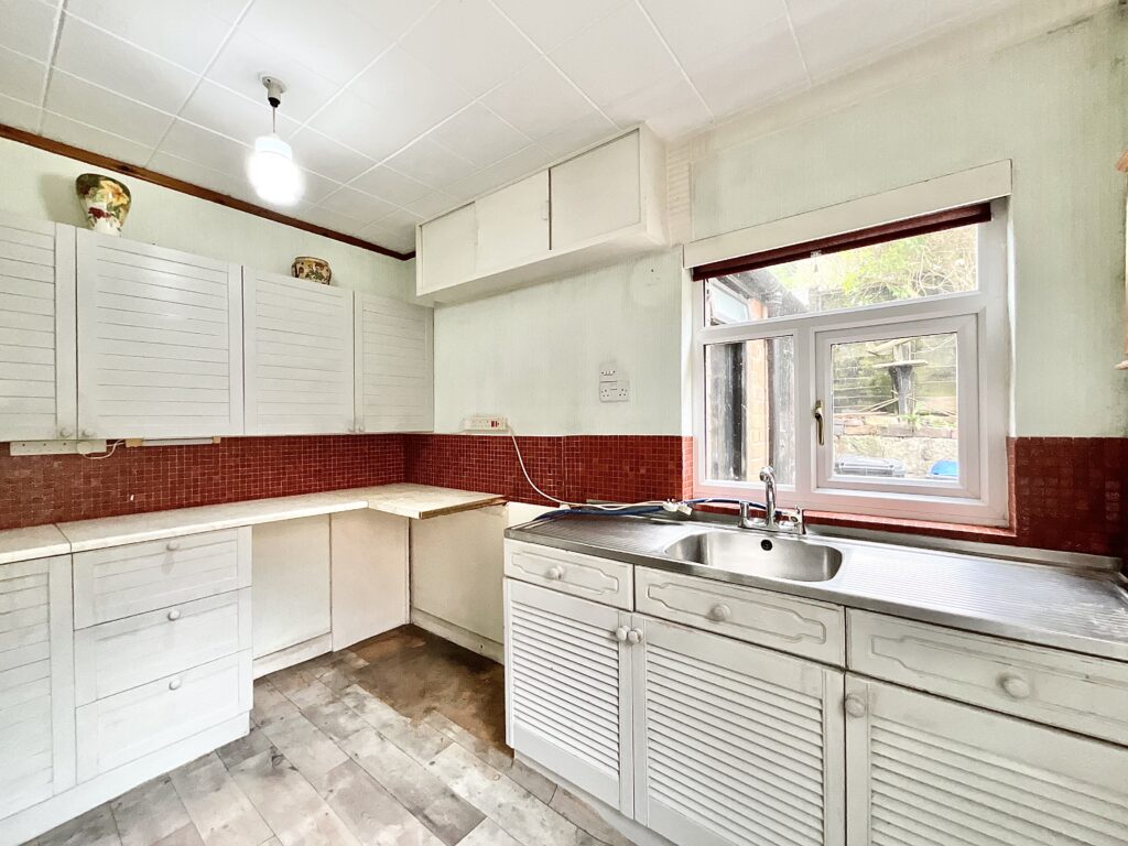 Foxt Road, Foxt, ST10