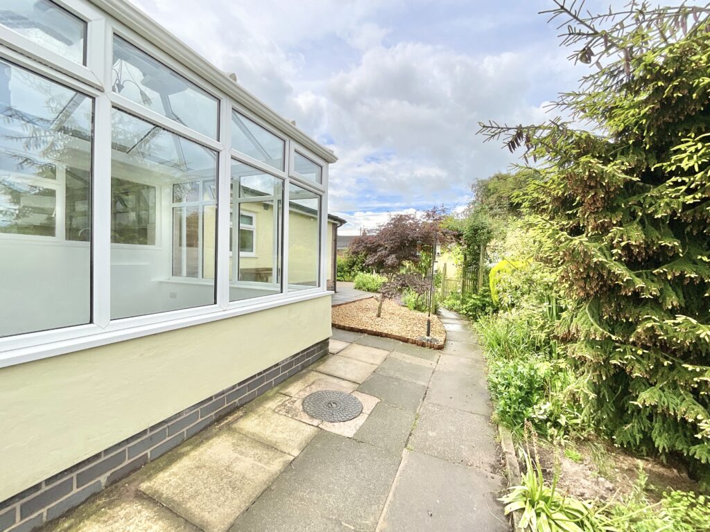 Acorn Close, Loggerheads, TF9