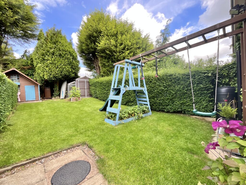 Robina Drive, Cheadle, ST10