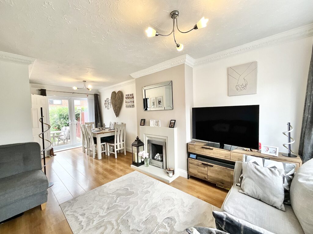 Dale Close, Cheadle, ST10