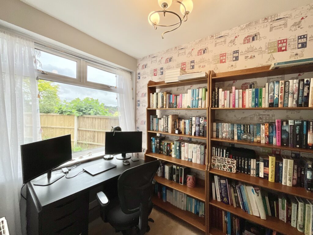 Perthy Grove, Stoke-On-Trent, ST4