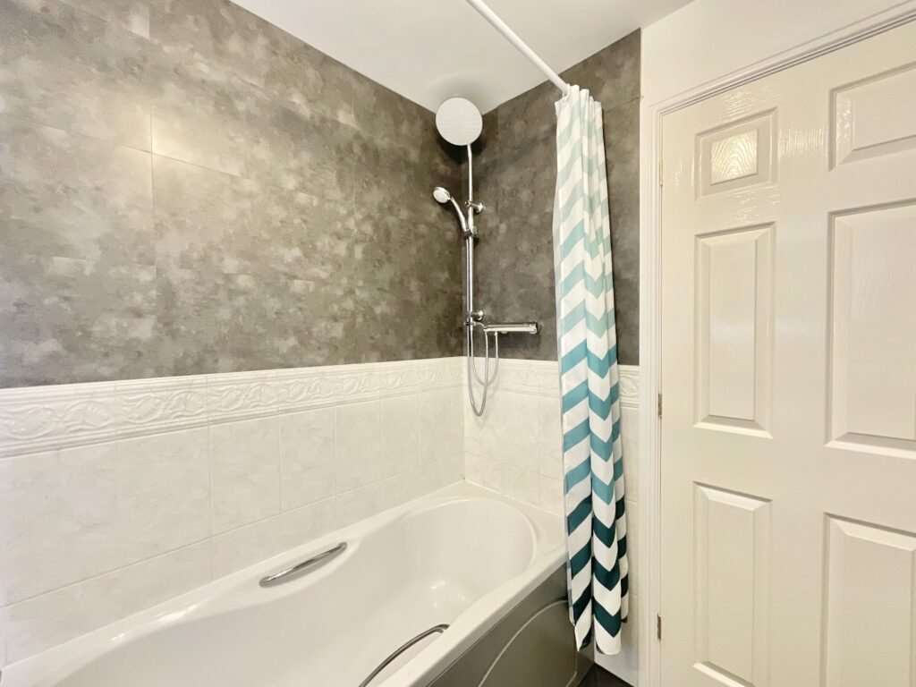 Edgbaston Drive, Stoke-On-Trent, ST4