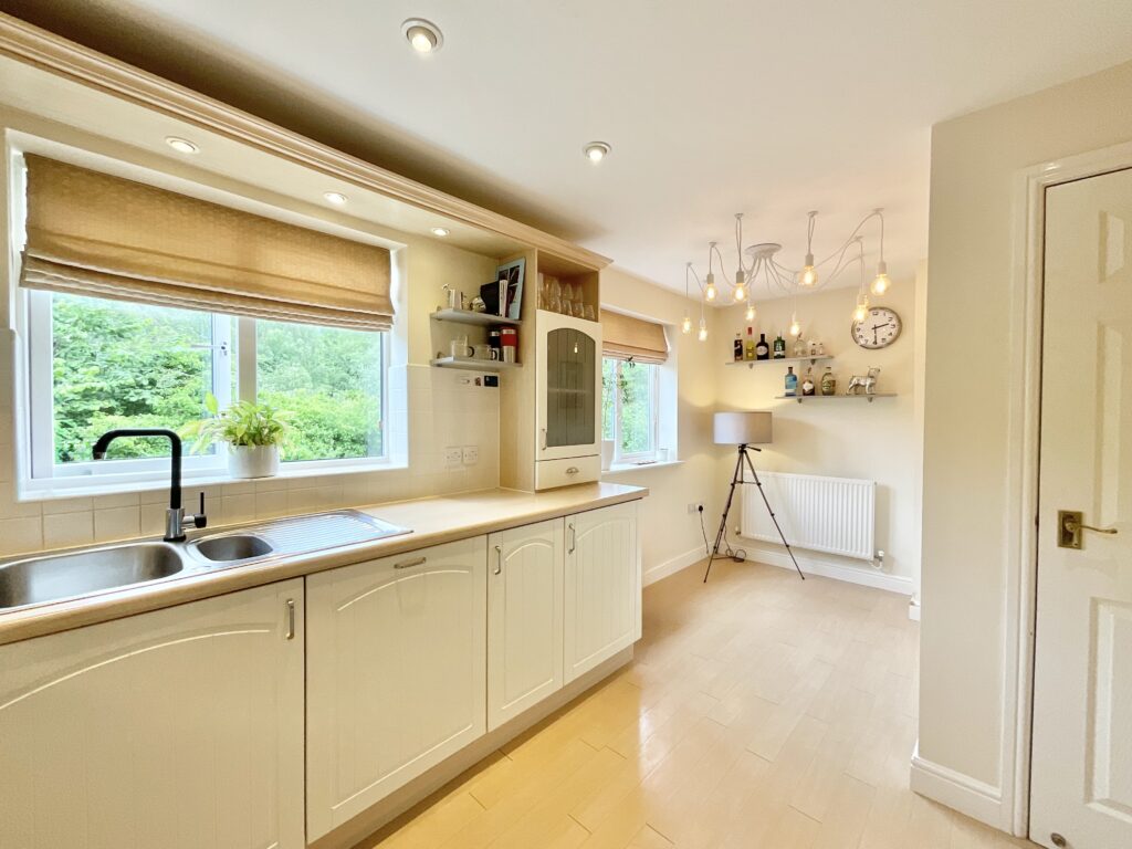 Edgbaston Drive, Stoke-On-Trent, ST4