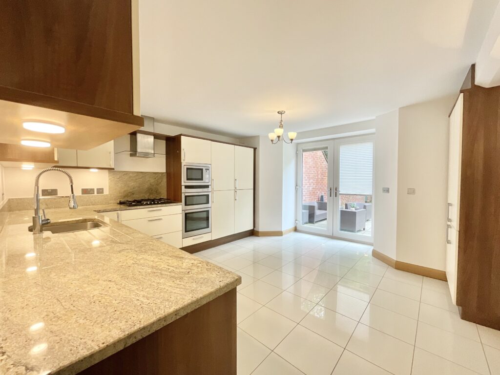 Sidmouth Avenue, Newcastle, ST5