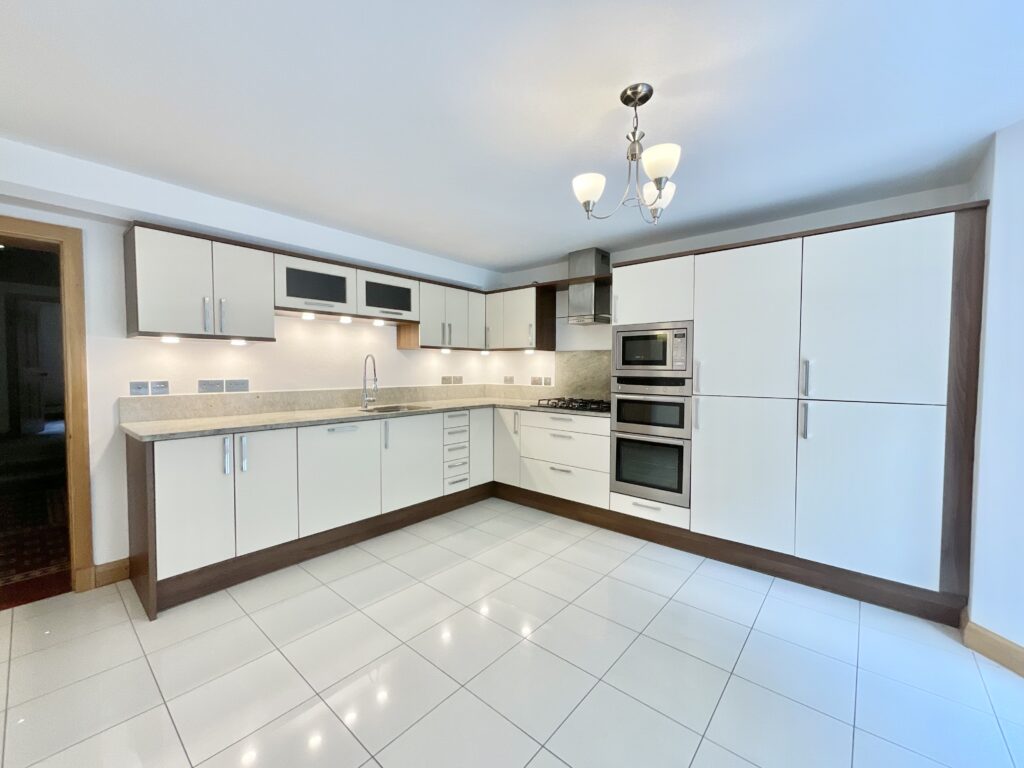 Sidmouth Avenue, Newcastle, ST5