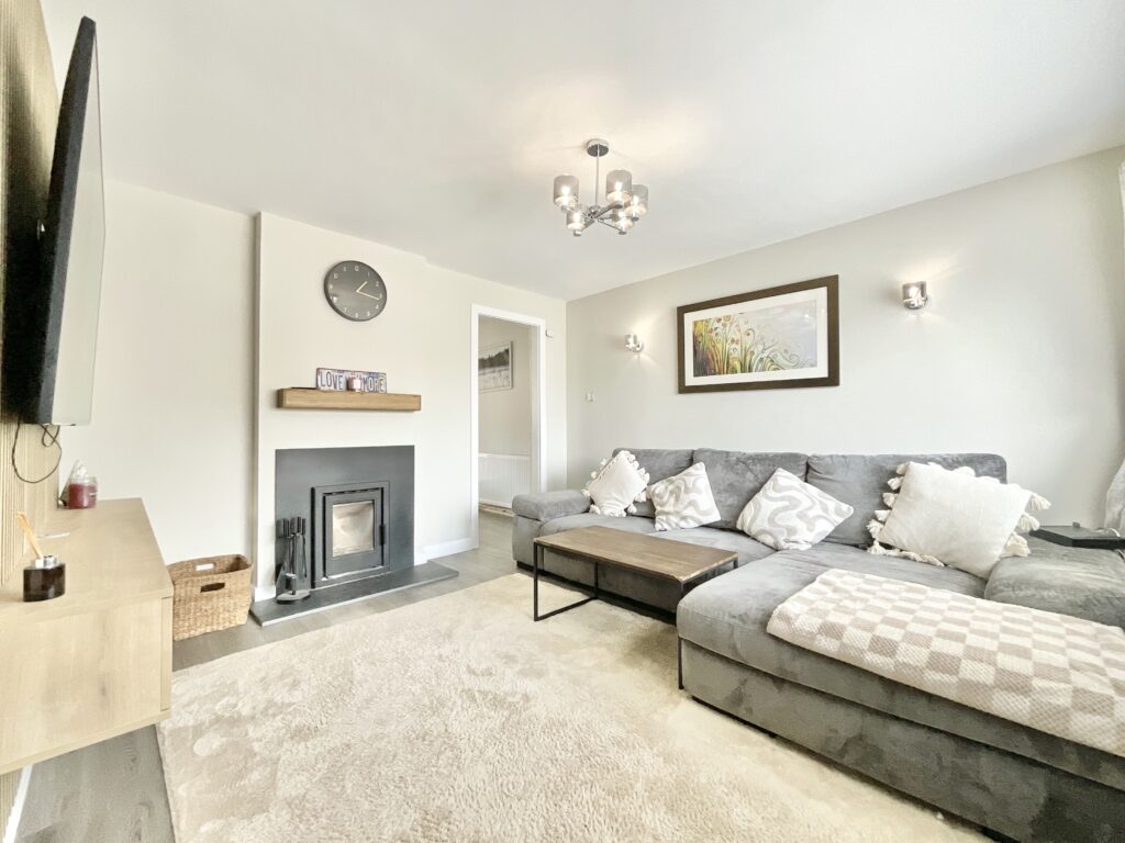 Hollies Brook Close, Gnosall, ST20