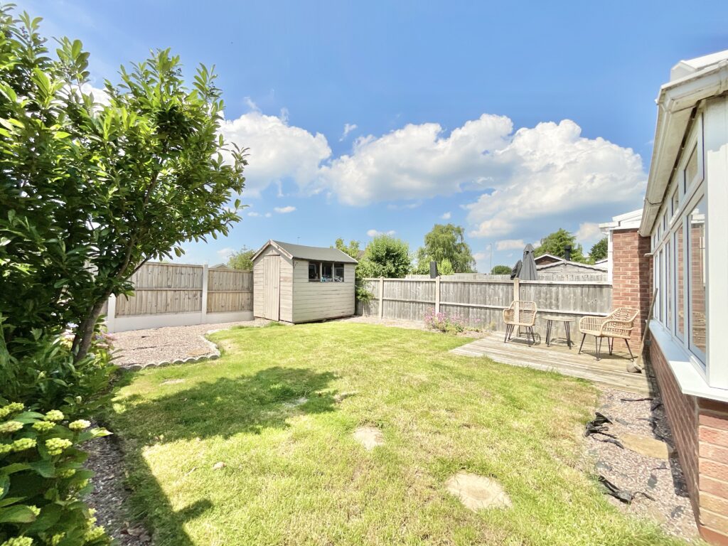 Hollies Brook Close, Gnosall, ST20