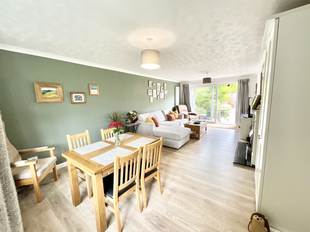 Meadow Close, Gnosall, ST20