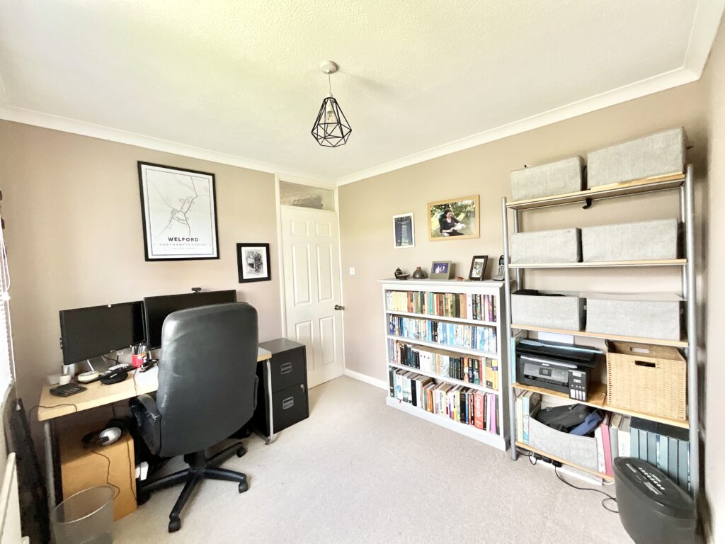 Meadow Close, Gnosall, ST20