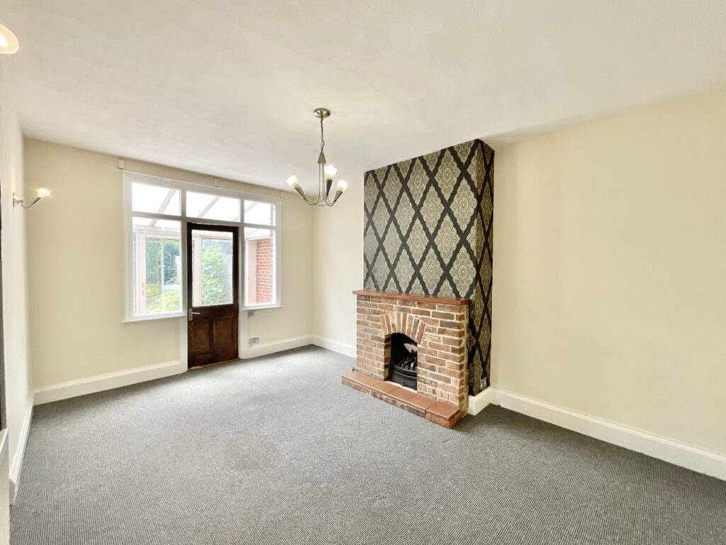 Grove Road, Stone, ST15