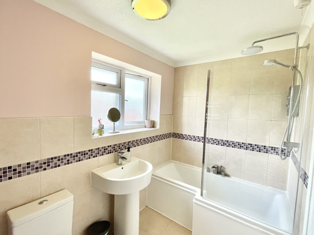 Meadow Close, Gnosall, ST20