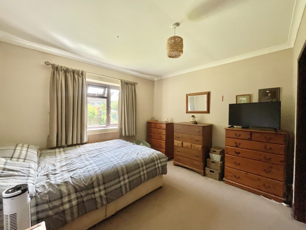 St. Johns Ave, Oulton, ST15