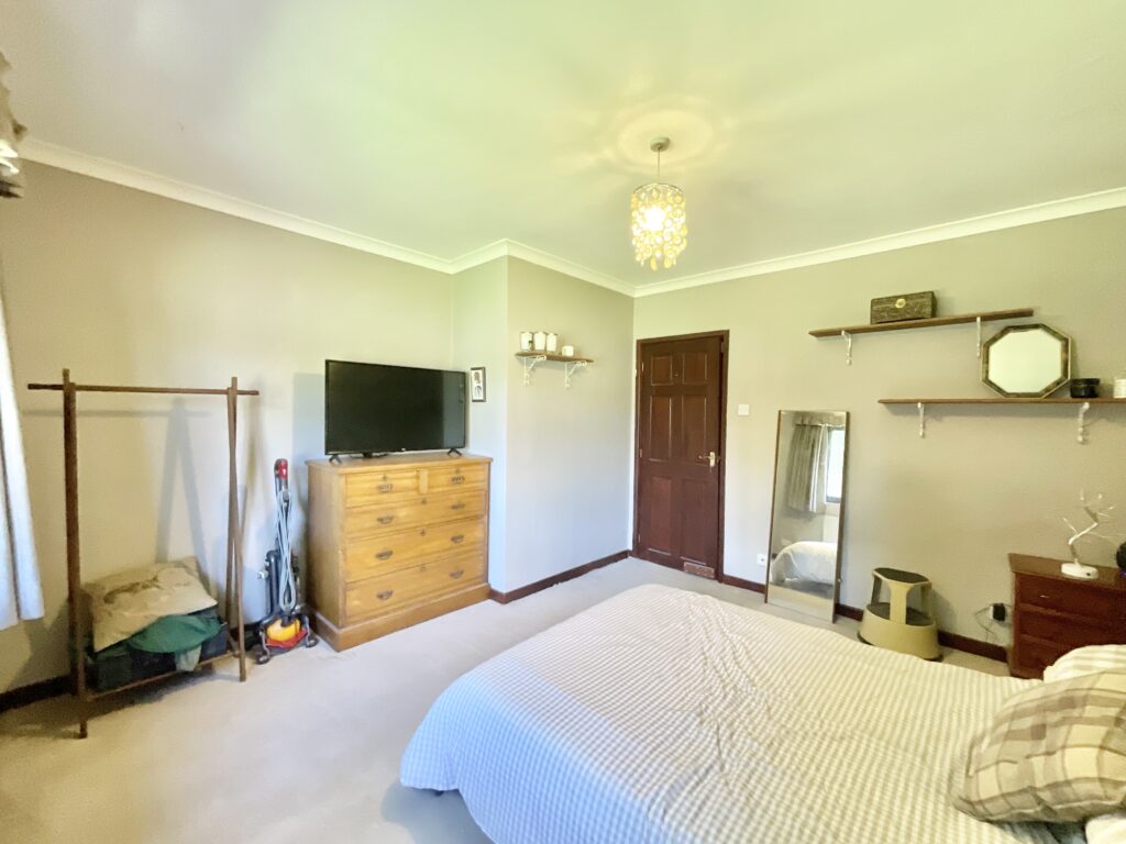 St. Johns Ave, Oulton, ST15