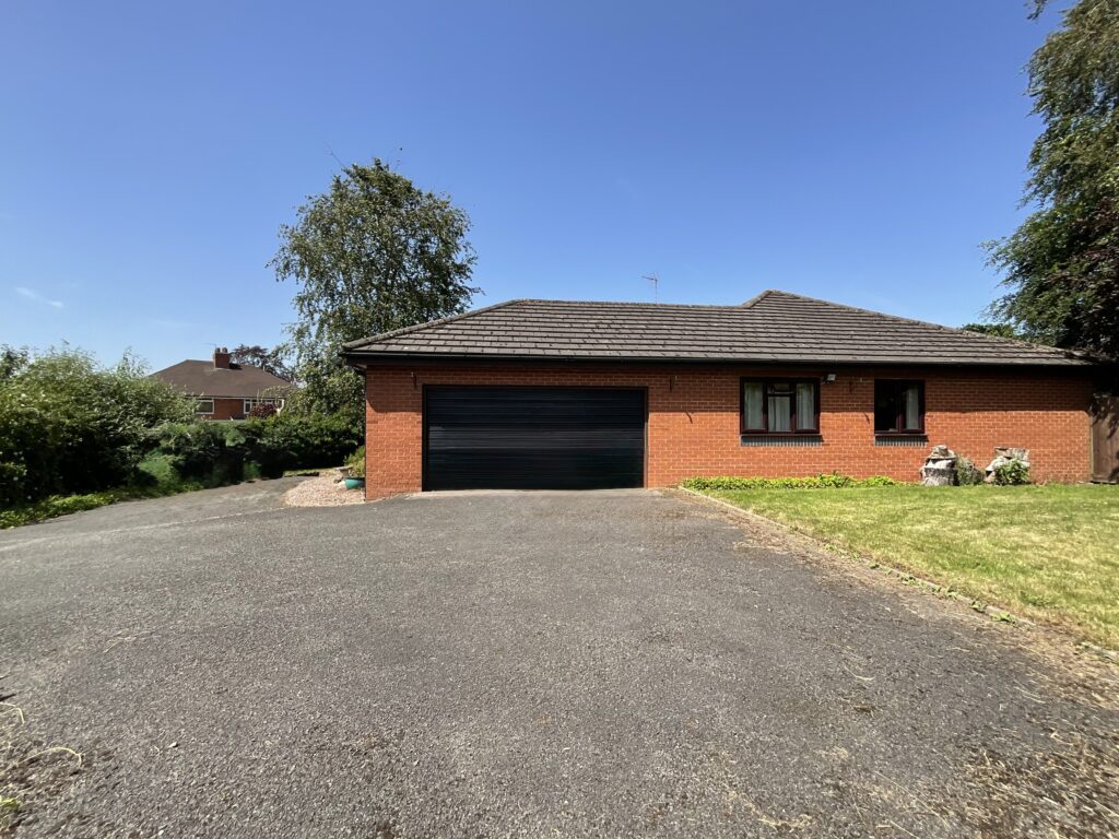 St. Johns Ave, Oulton, ST15