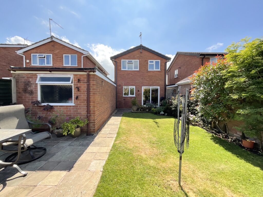 Beechwood Drive, Stone, ST15