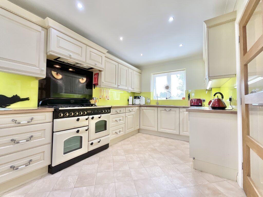Moorhouse Court, Yarnfield, ST15