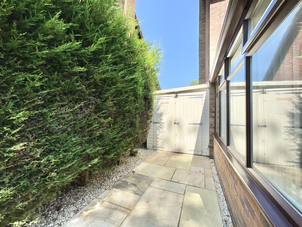 Moorhouse Court, Yarnfield, ST15