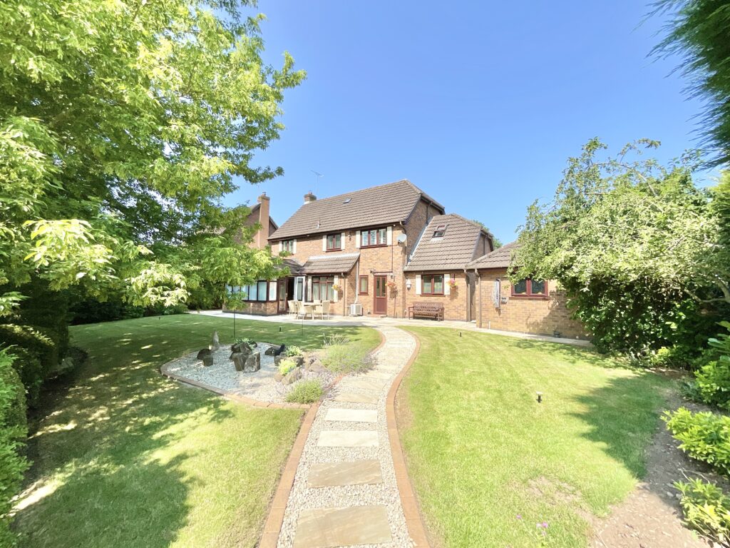 Moorhouse Court, Yarnfield, ST15