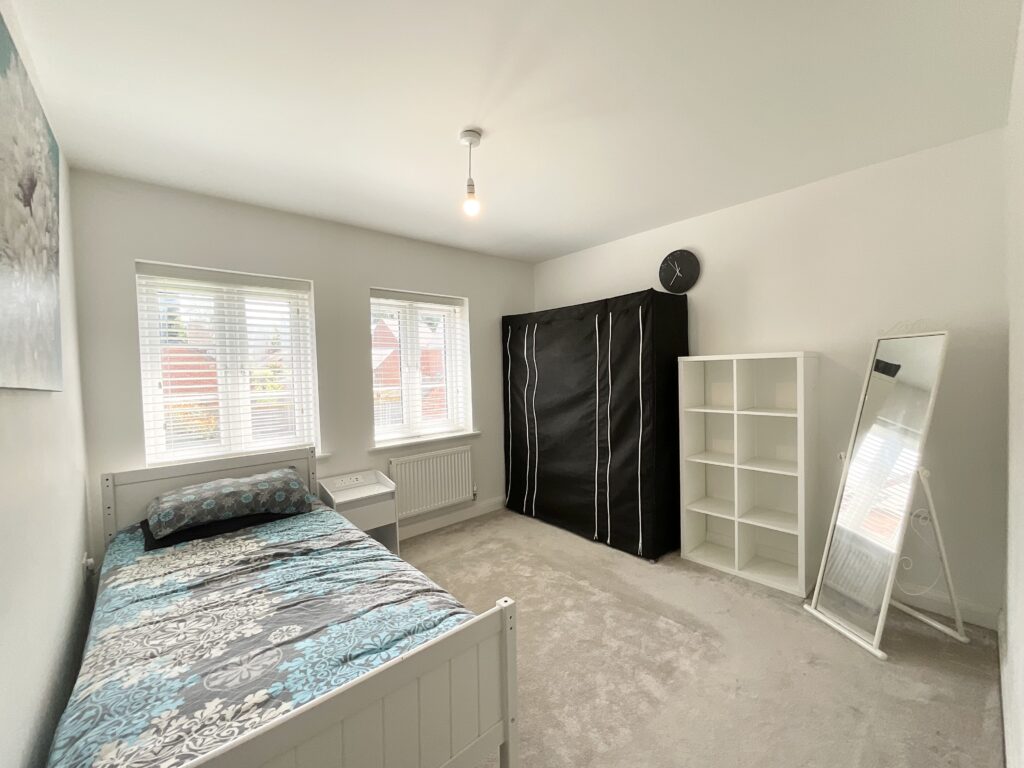Edme Grove, Barlaston, ST12