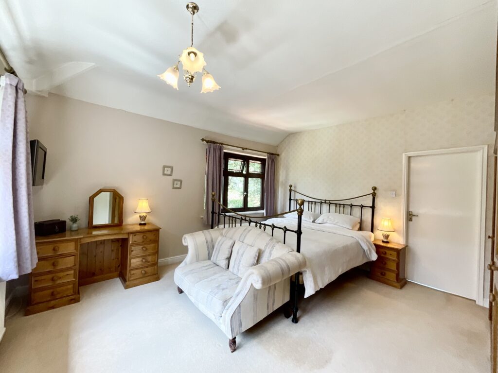 Station Road, Barlaston, ST12