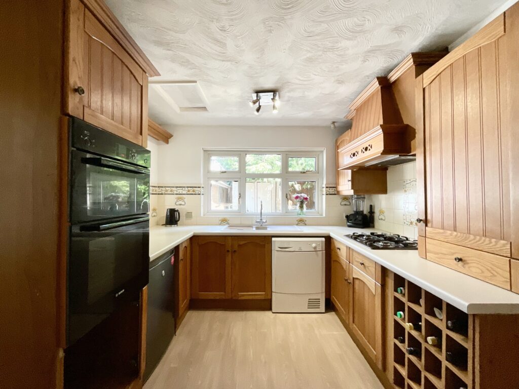 Station Road, Barlaston, ST12