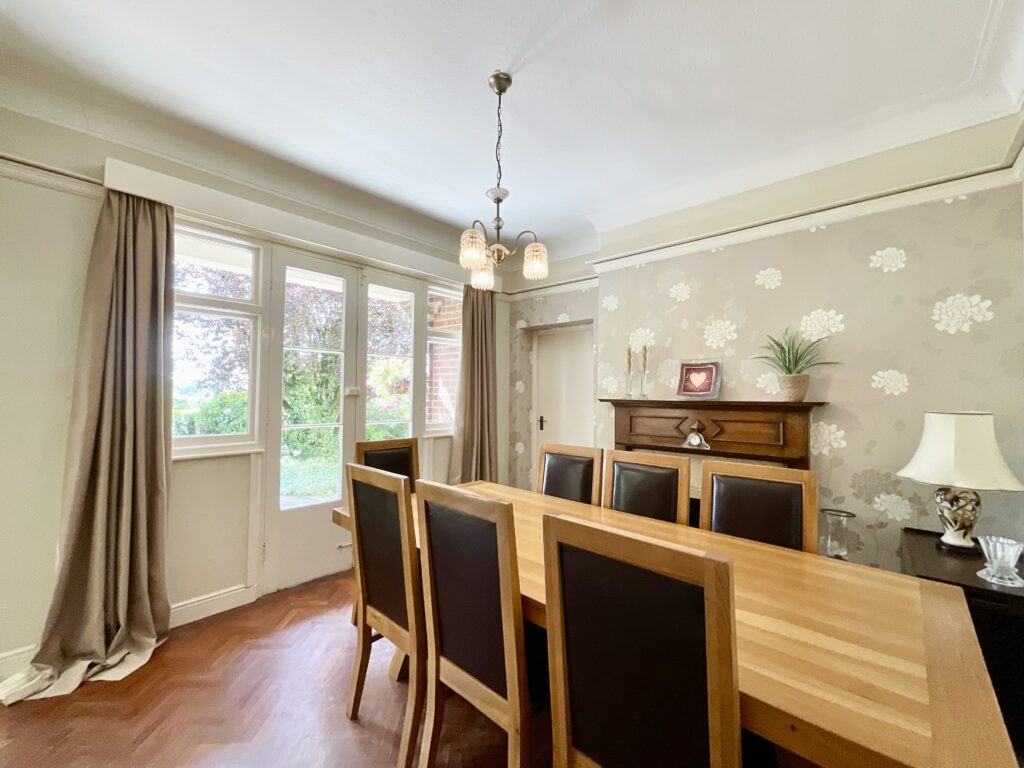 Station Road, Barlaston, ST12
