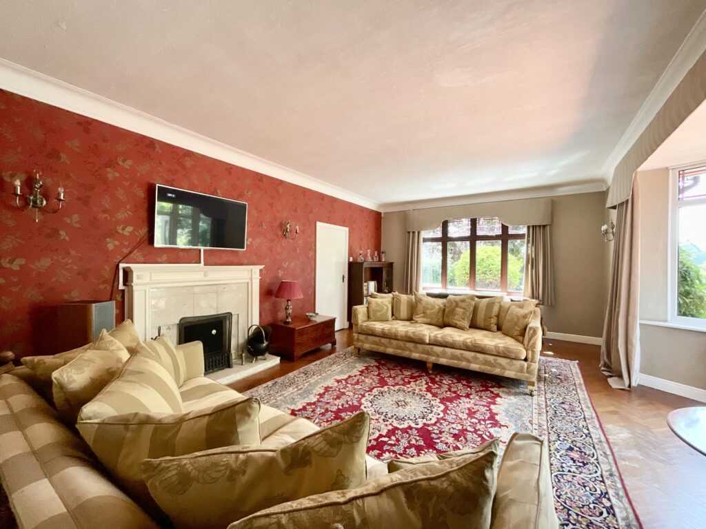 Station Road, Barlaston, ST12