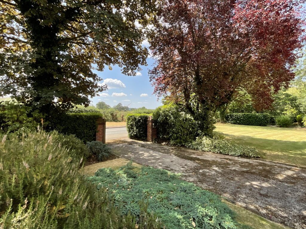 Station Road, Barlaston, ST12