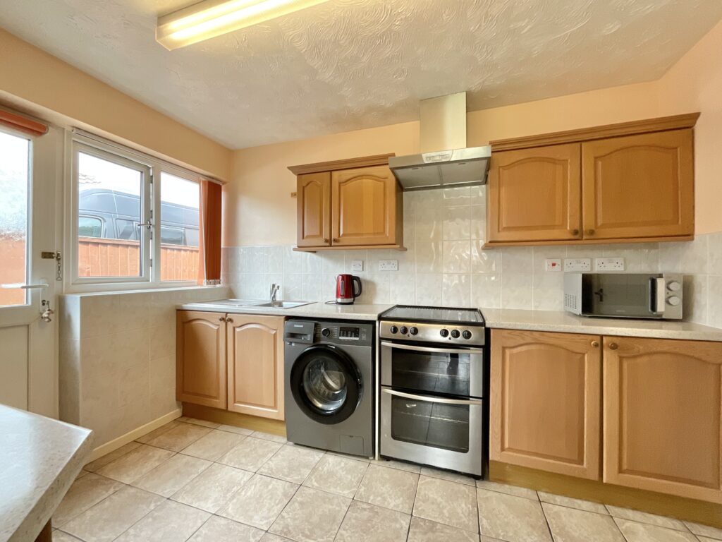 Caernarvon Road, Wistaston, CW2