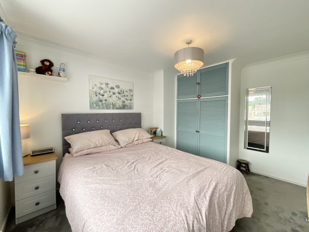 Woolston Drive, Hough, CW2