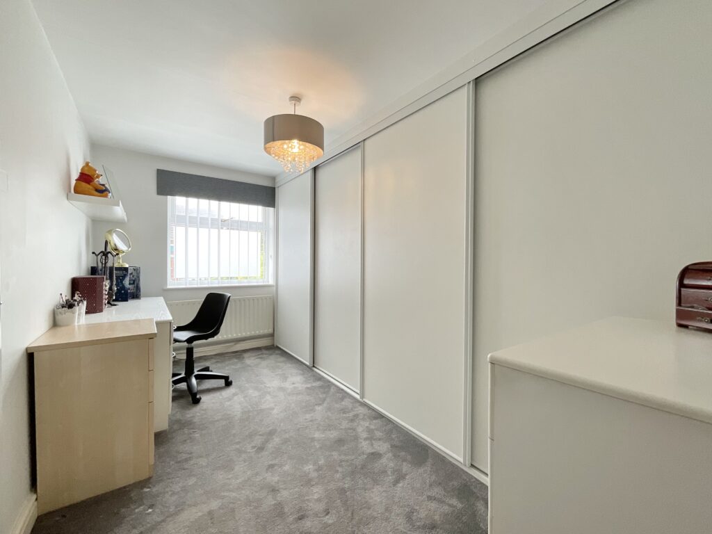 Woolston Drive, Hough, CW2