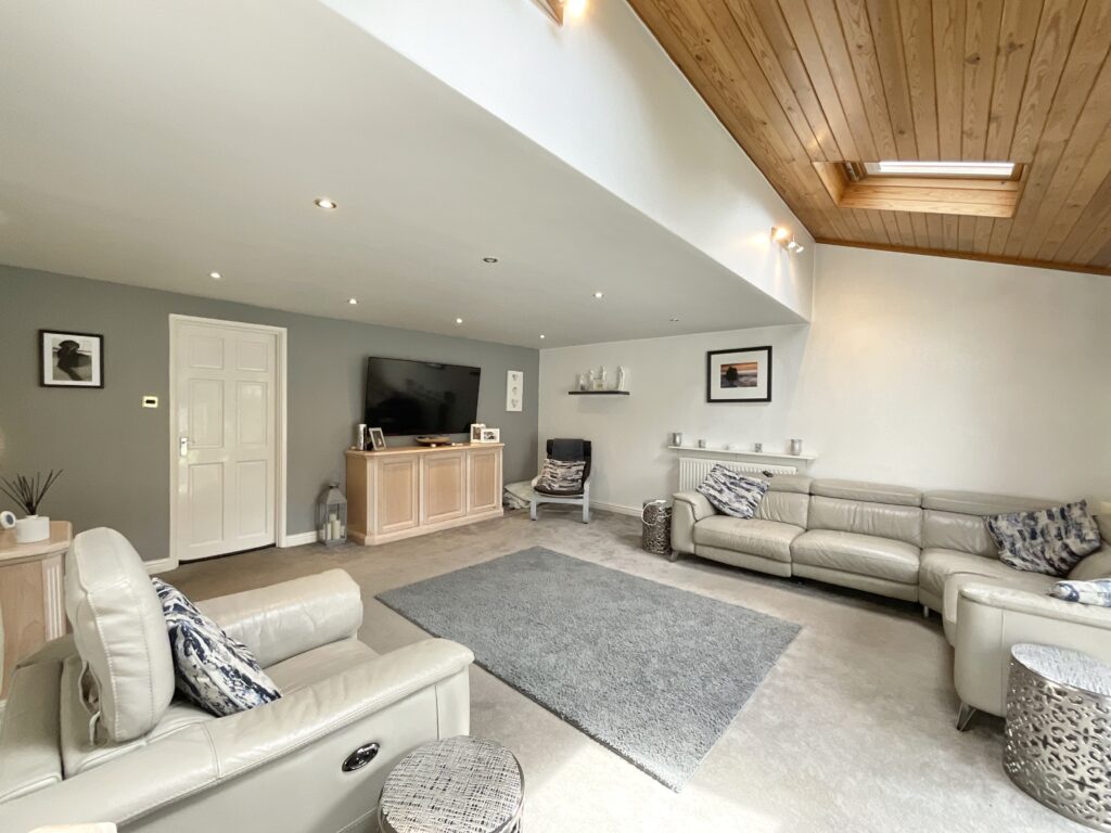 Woolston Drive, Hough, CW2
