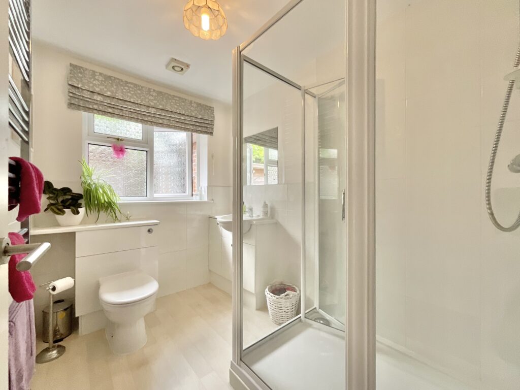 Sandbach Road, Rode Heath, ST7