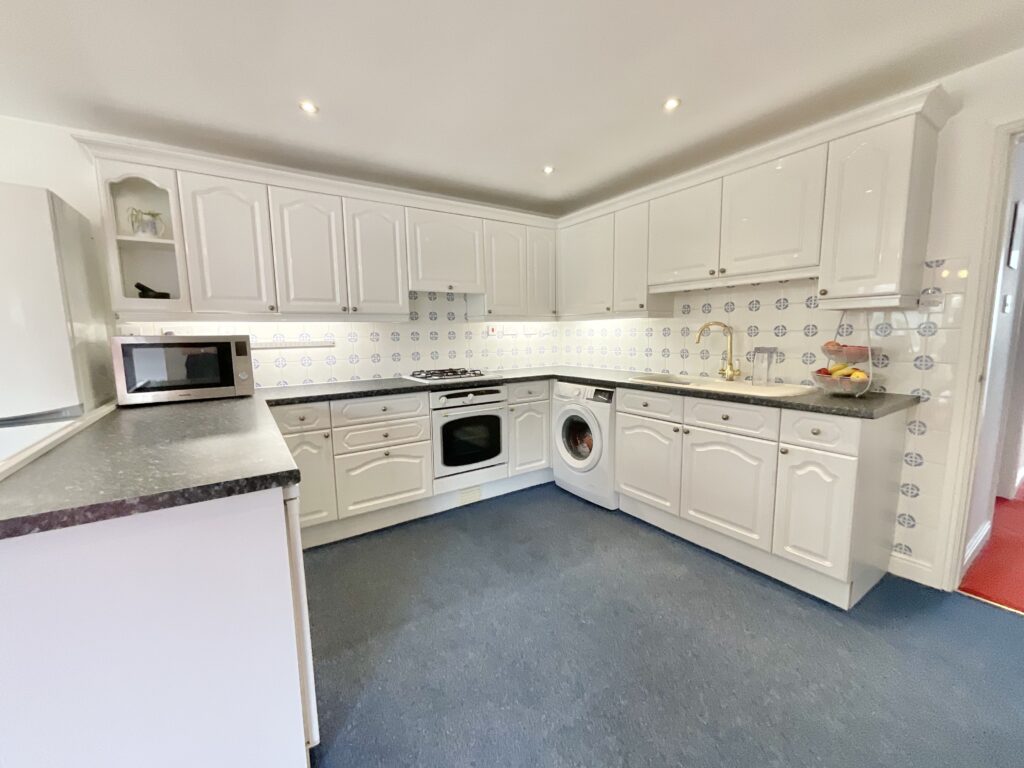 Sandbach Road, Rode Heath, ST7