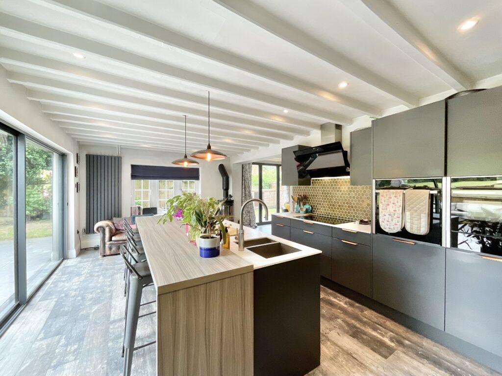 Crewe Road, Hatherton, CW5