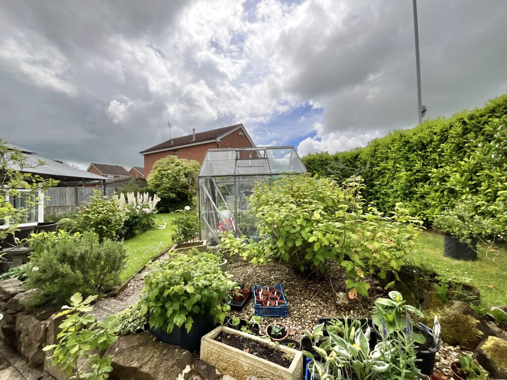 Linhope Grove, Stoke-On-Trent, ST3